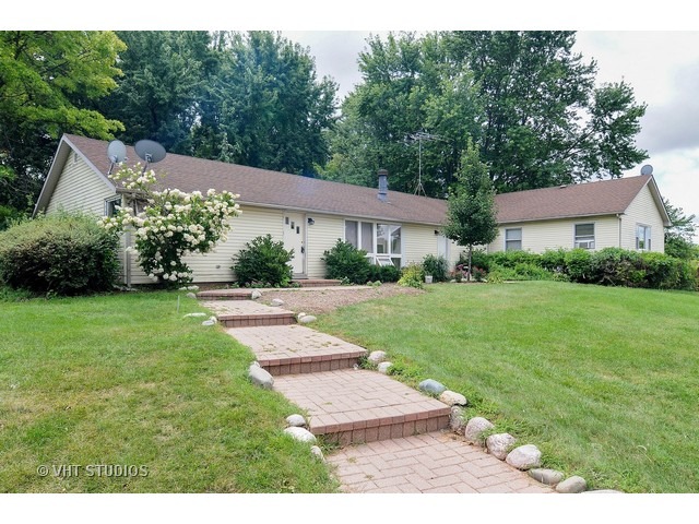 Homes for sale in Wauconda, IL | 16900 2100Th St E, Wauconda, IL | MLS# 09015610