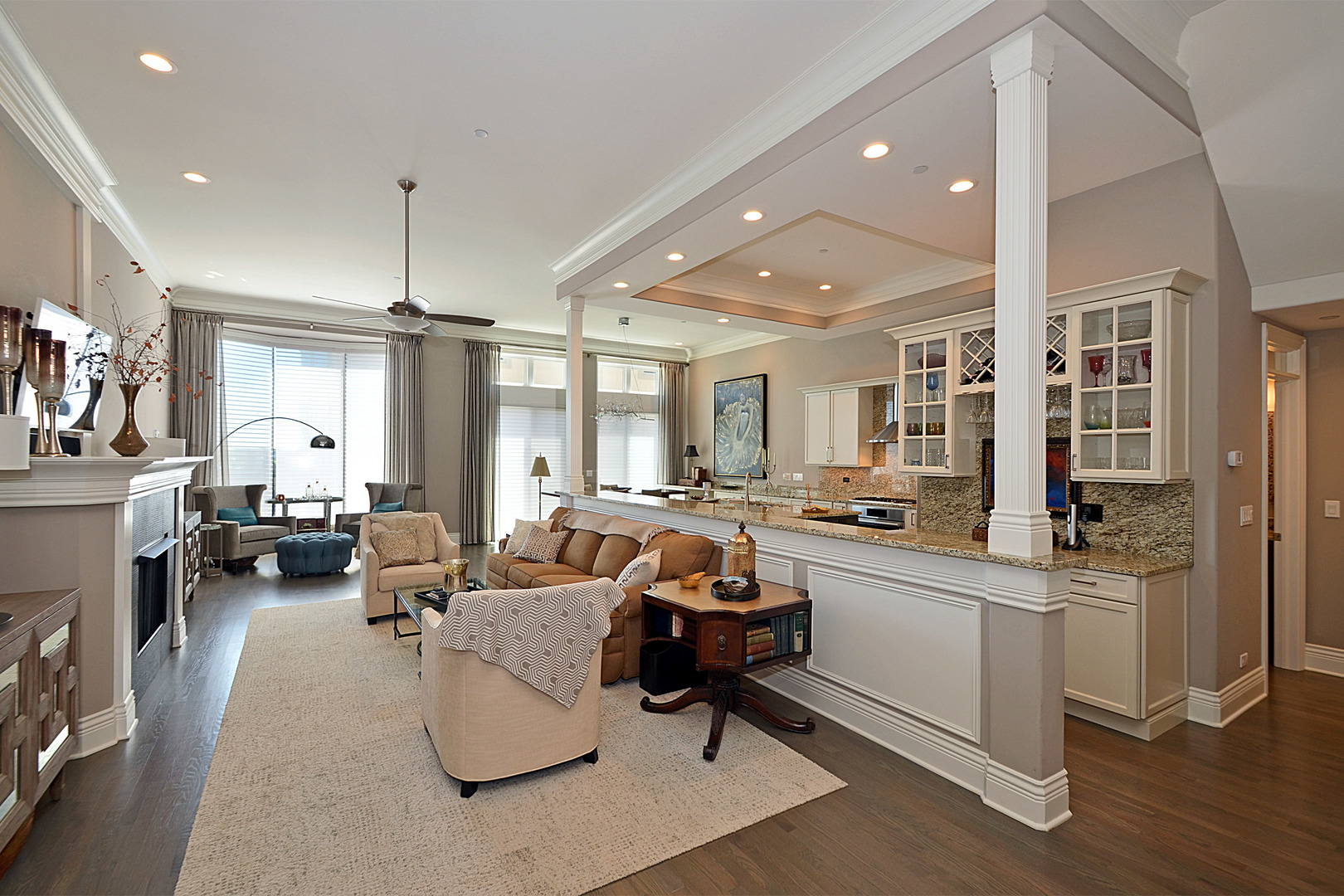 Just Listed Spectacular Townhouse for Sale in Inverness IL Chris