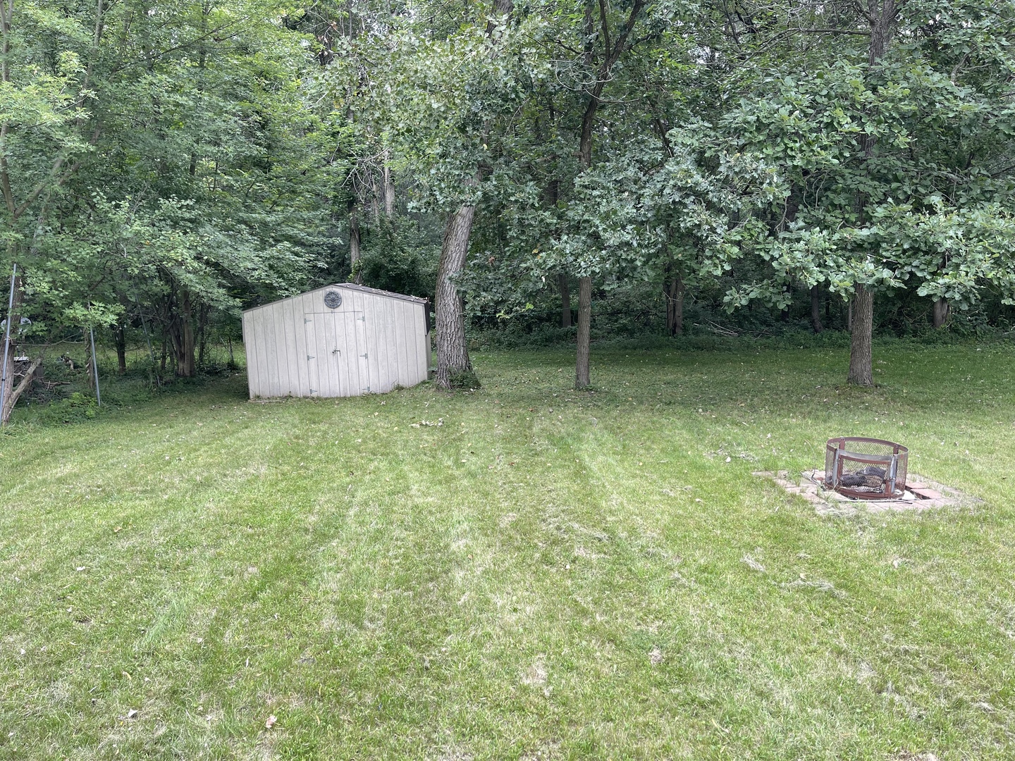 1796 Woodhaven Lakes Sublette, Illinois Lori Erbes